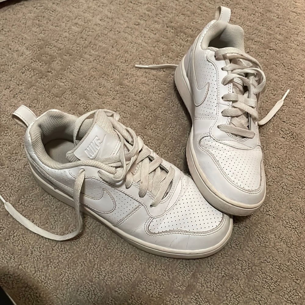 White Nike size 6.5